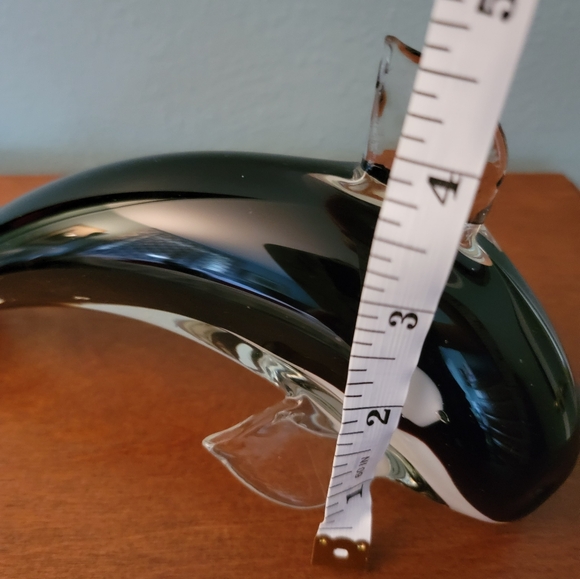 Glass Black & White Orca Whale Figurine - Picture 7 of 7